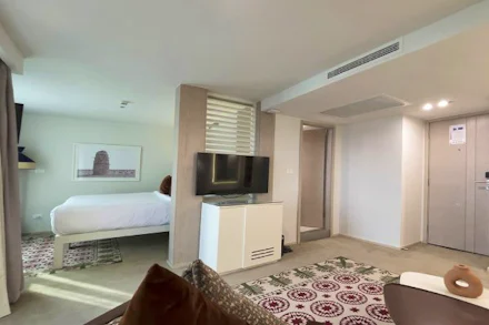 Suite on the AmaDahlia