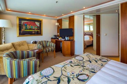 Suite on the AmaDante