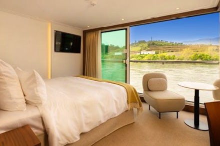 Panorama Suite B & A on the Avalon Alegria