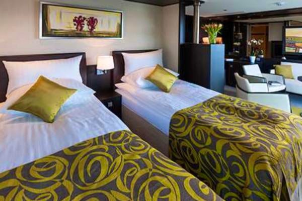 Royal Suites at the Avalon Impression