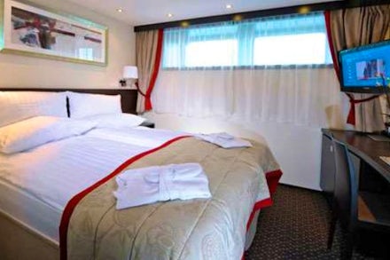 Deluxe Stateroom on the Avalon Panorama