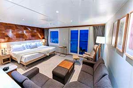 Suite on the Coral Adventurer