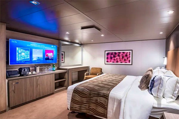 Yacht Club at the MSC Seashore