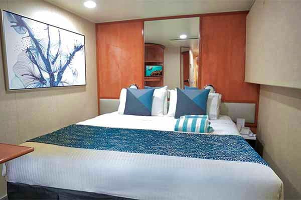 Inside at the Norwegian Gem