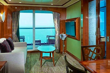 Club Suite on the Norwegian Gem