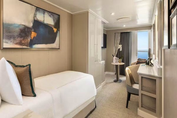 concierge at the Allura