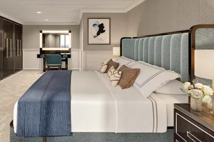 Suite on the Aurelia