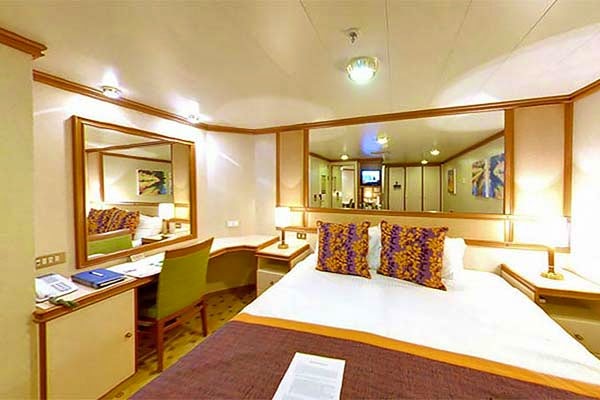 Inside at the Ventura