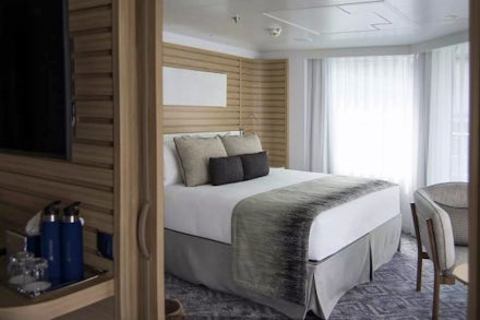 Deluxe Suite on the Le Bellot