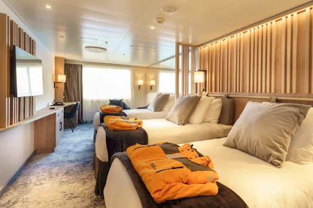 Oceanview on the Ultramarine