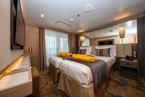 Owner's Suite at the World Explorer