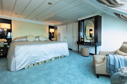 Grand Suites on the Seven Seas Mariner
