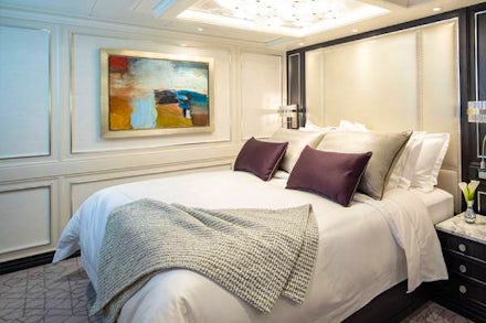 Grand Suites on the Seven Seas Splendor