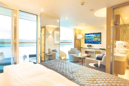 Junior Suite on the Scenic Amber