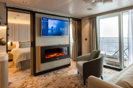 PREMIUM SUITE on the SH Vega