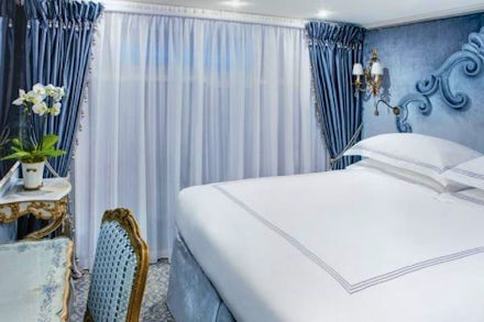 Riverview Stateroom on the S.S. Maria Theresa