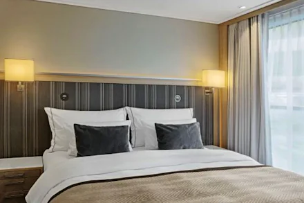 SUITE on the Viking Haki
