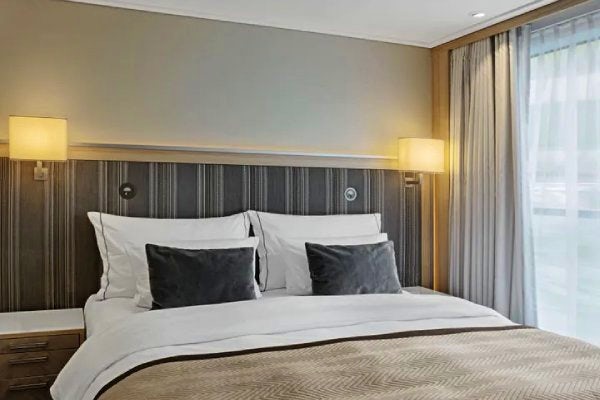 SUITE at the Viking Halogi