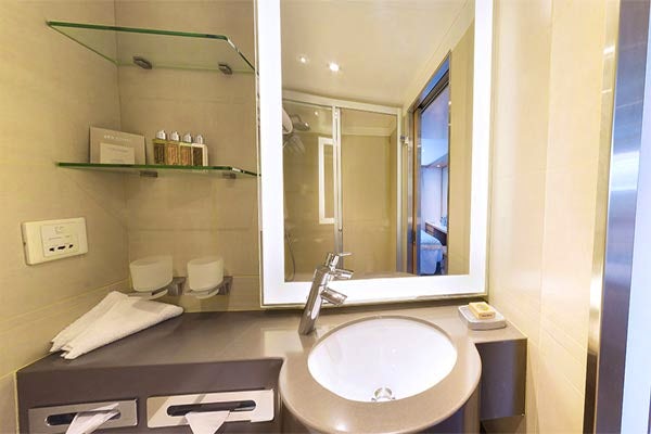 Standard at the Viking Helgrim