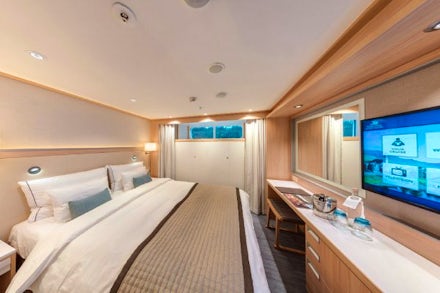 Standard on the Viking Hermod