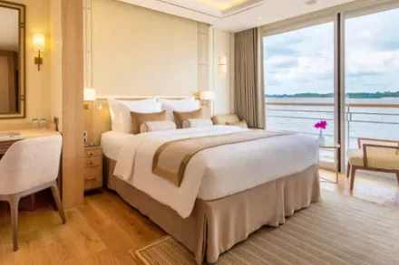 French Balcony B on the Viking Tonle