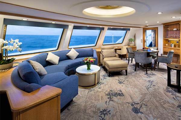 Porthole at the Star Breeze