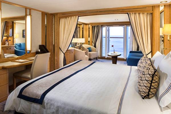 Balcony at the Star Breeze