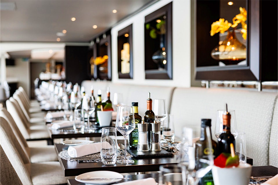 Dining with Avalon Waterways