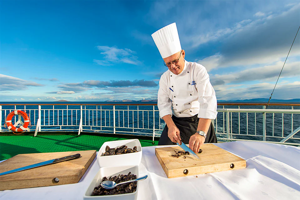 Dining with Hurtigruten Expeditions