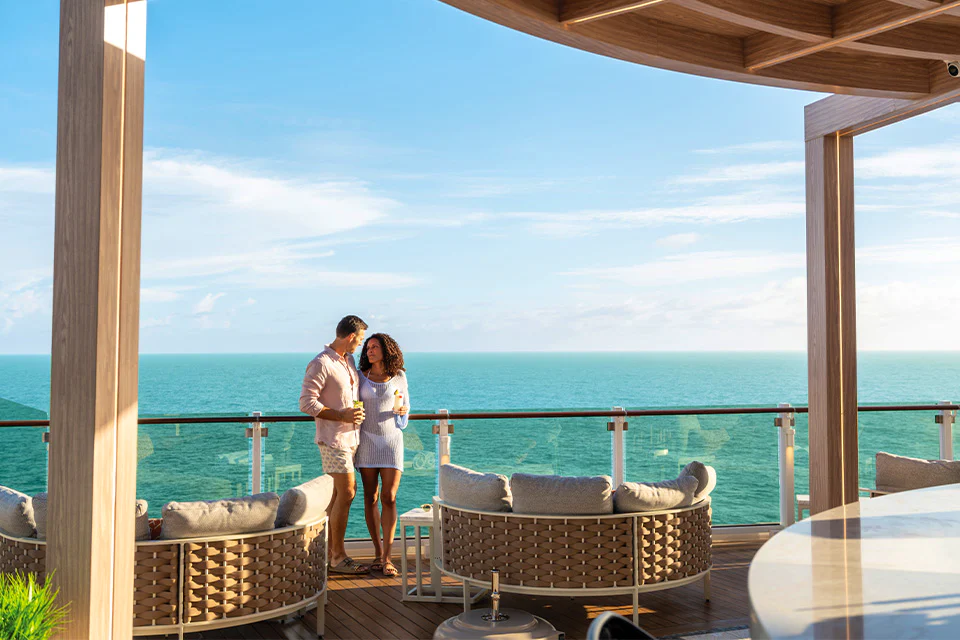 Bars with Norwegian Cruise Line