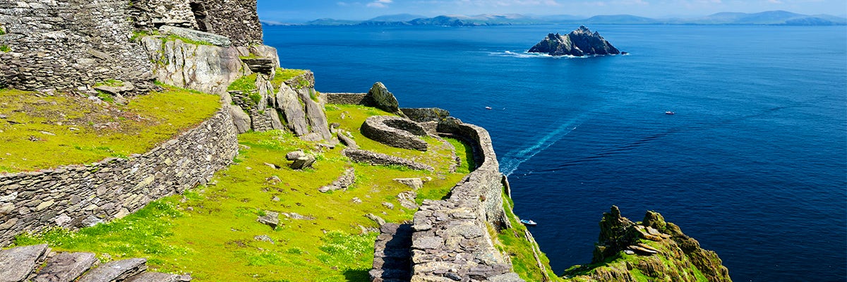 Cruises from Skellig Rocks