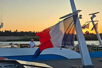 Image of Russell Meanders Through France’s Famed Wine Regions With Avalon