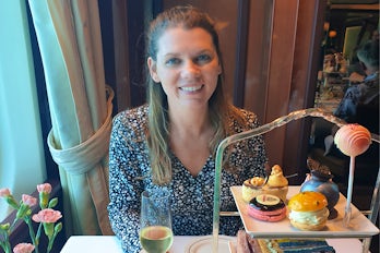 Image of Jen sails aboard Queen Elizabeth