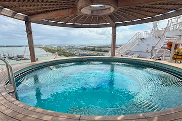 Joanne and Lauren’s Diamond Princess Escape from Brisbane to Sydney