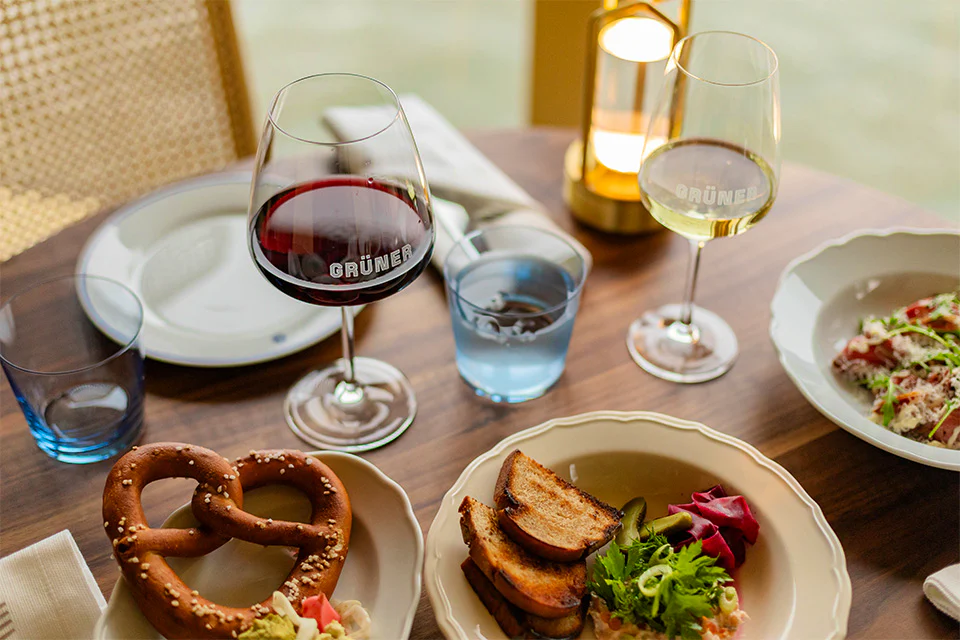 Dining on the APT Ostara