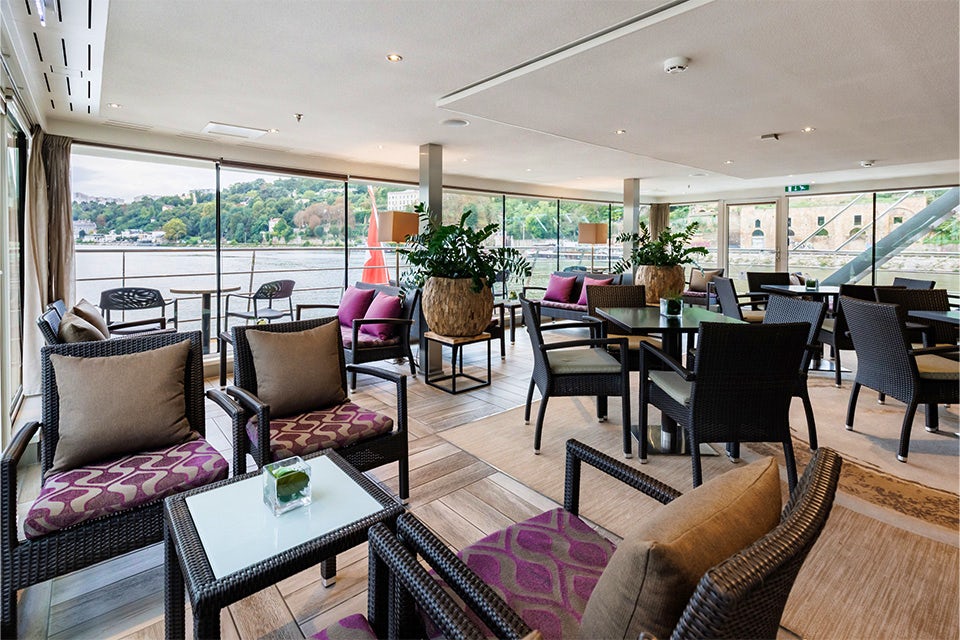 Bar on the Avalon Poetry II