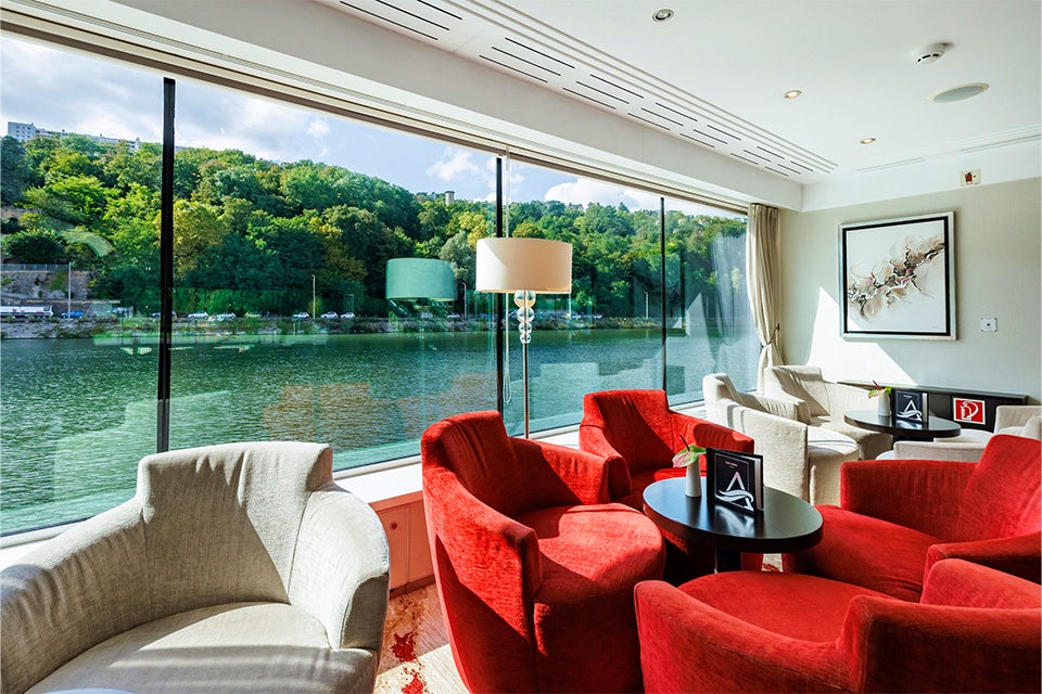 Bar on the Avalon Poetry II