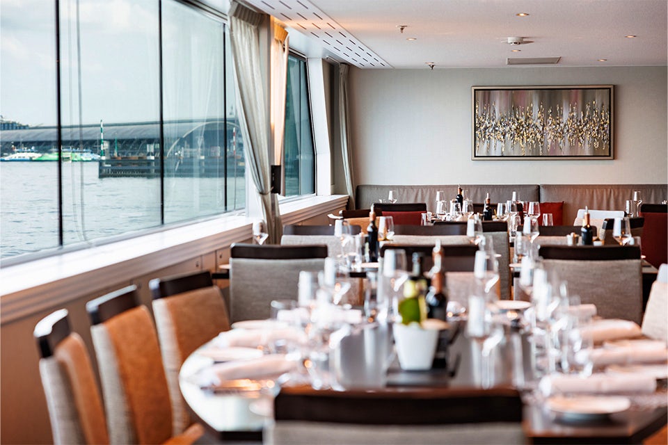 Dining on the Avalon Vista