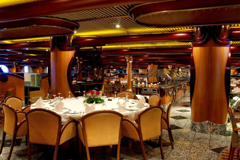 Dining on the Carnival Elation