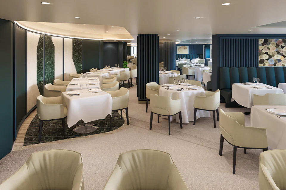 Dining on the Explora V