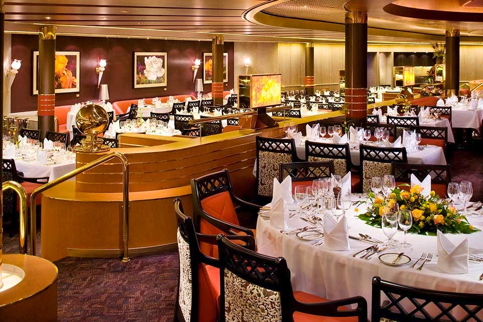 Dining on the Nieuw Amsterdam