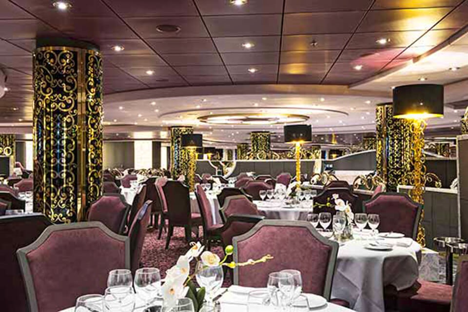 Dining on the MSC Divina