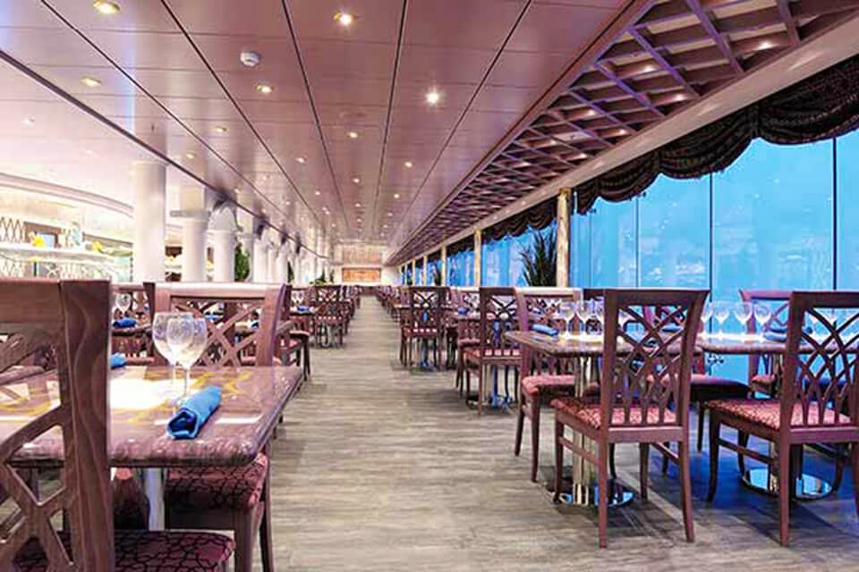 Dining on the MSC Magnifica