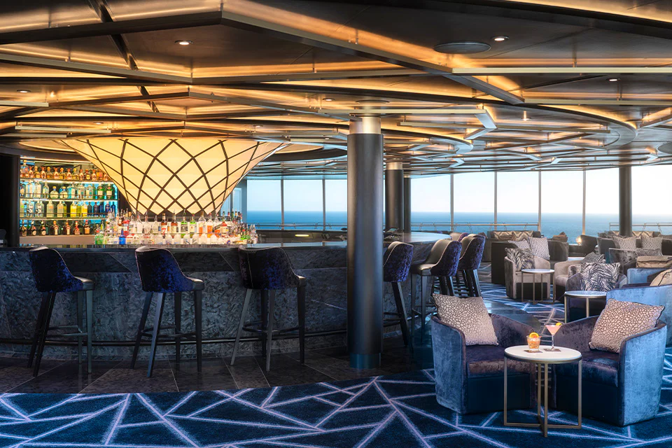Bar on the Norwegian Spirit