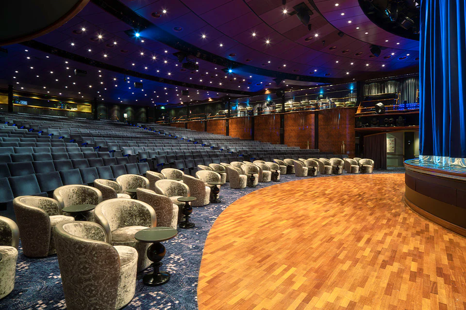 Entertainment on the Norwegian Spirit