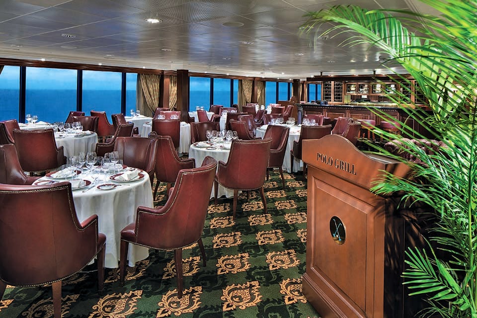 Dining on the Sirena