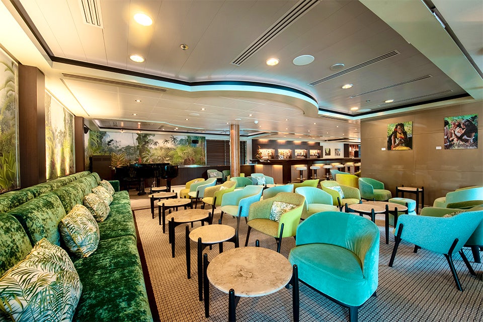 Bar on the Paul Gauguin