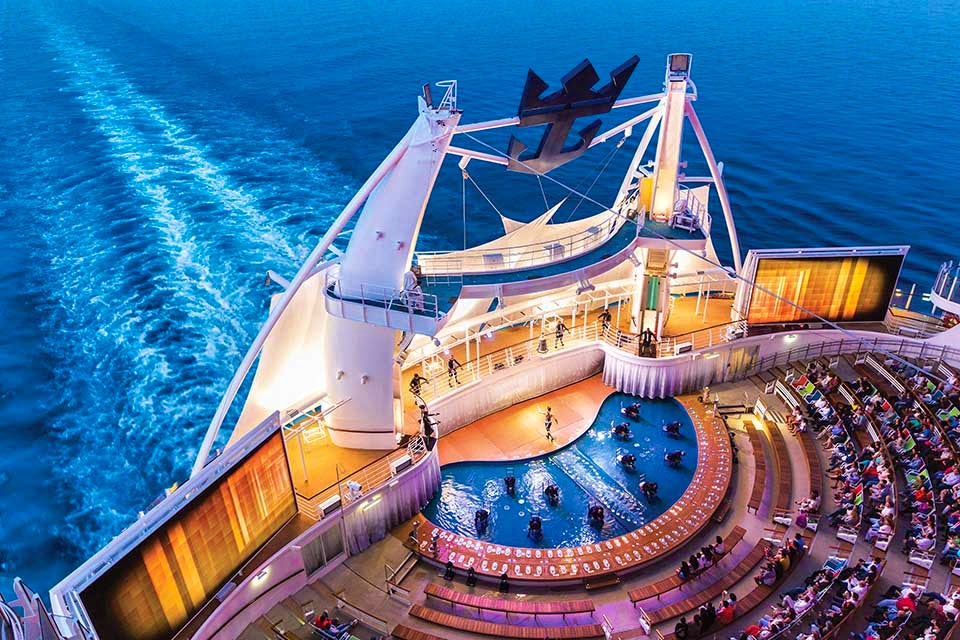 Entertainment on the Allure of the Seas