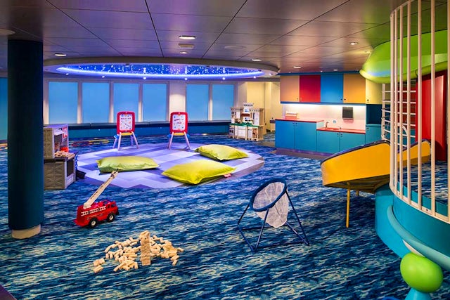 Harmony of the Seas 6 nt cruise dep Port Canaveral 18 Dec 2022 from $1