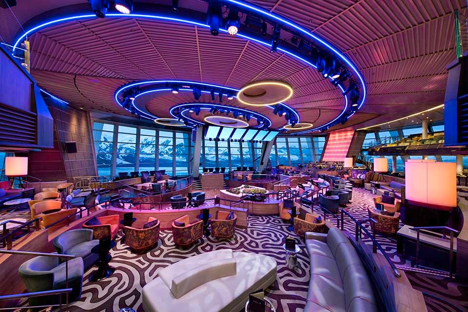 Bar on the Ovation of the Seas